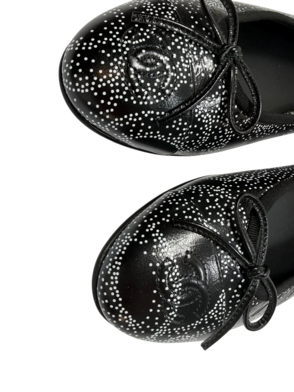 CHANEL Black White Camellia Printed Cap Toe Ballerina Flats Shoes EU 39 Italy